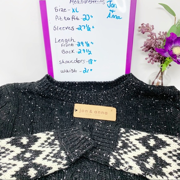 Jon & Anna Crewneck Sweater White / Black XL NWT - Picture 12 of 16